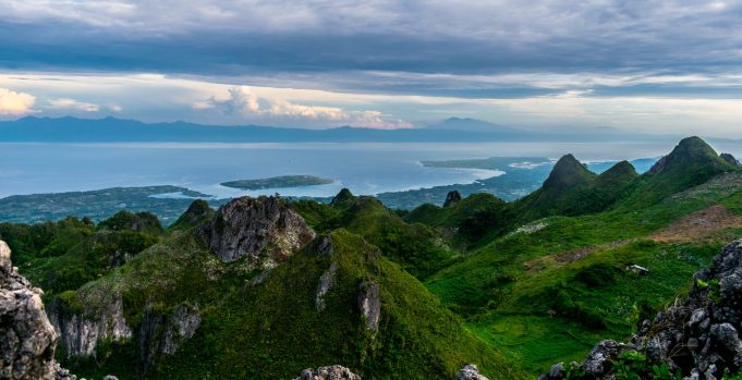 Cebu Province Declares State of Calamity After 6.9 Magnitude Earthquake Governor Pam Baricuatro declares state of calamity after a powerful 6.9 magnitude earthquake shakes Cebu province.