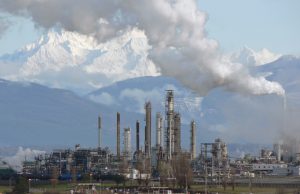 Iran Oil Refinery Blast Kills One, Injures Four Smoke rises from an oil refinery complex in Bandar Abbas, Iran, after a fatal incident in September 2023.