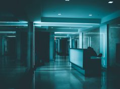 UK Emergency Room Delays Linked to 300 Weekly Deaths in NHS Report UK Emergency Room Delays Linked to 300 Weekly Deaths in NHS Report