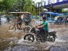Afghan Floods Kill 301, Injure 385 Amid Economic Collapse and Aid Withdrawal Afghan Floods Kill 301, Injure 385 Amid Economic Collapse and Aid Withdrawal