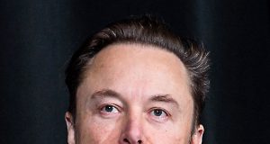 Elon Musk speaks to ASML CEO and employees ahead of SpaceX IPO Elon Musk